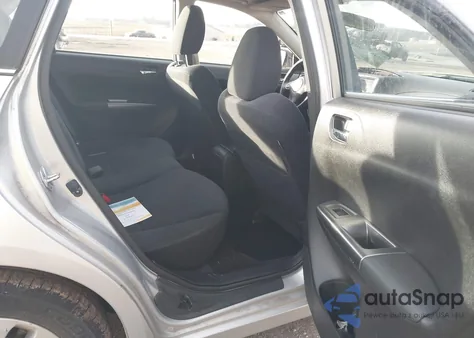 2011 Subaru Impreza 2.5I Premium z USA, uszkodzony, nr VIN JF1GE6B62BH502572